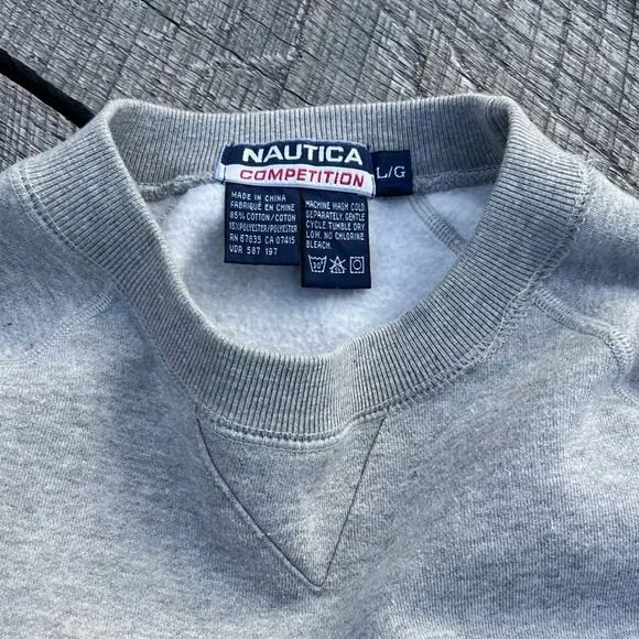 Vintage Nautica Crewneck Sweatshirt - Picture 3 of 4